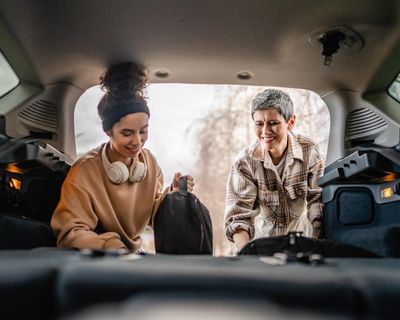 How can you make a student happy? Drop them at university – and make a lightning-quick exit