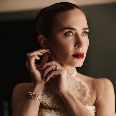 Exclusive: Emily Blunt's Mikimoto Pearls at 'The Devil Wears Prada 2' NYC Premiere Deserve a 'Runway' Feature