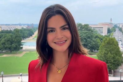 Anti-Islam influencer Valentina Gomez threatens to defy UK ban by entering country via small boat