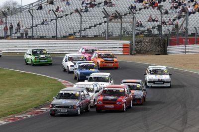 Wood is a chip off the old block as he takes first win at Brands Hatch 750MC event