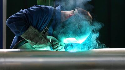 German business expectations fall to their lowest levels since 2022