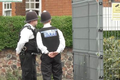 Counter-terror police arrest seven people over alleged arson plot at Jewish site in London
