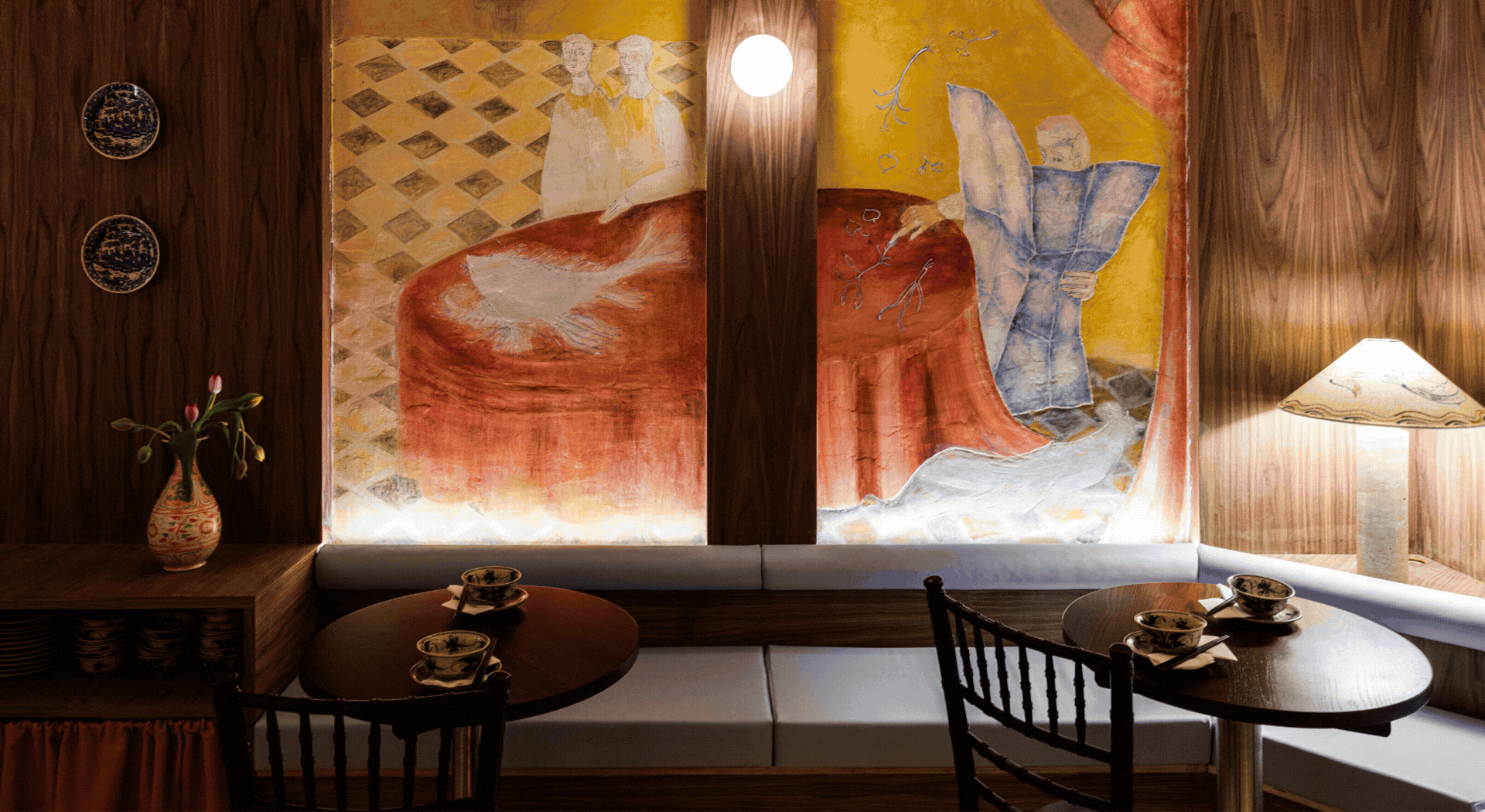 From Expansive Murals to Retro-Inspired Gallery Walls, London's Eateries Have Never Looked So Good — Here Are 3 Ways to Bring Their Atmosphere to Your Own Dining Room