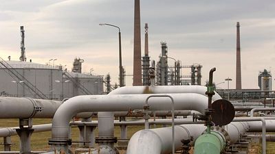 Zelenskyy announces Druzhba oil pipeline repaired and 'can resume operation'