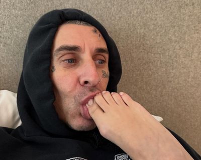 'Toe-tally Cringe': Travis Barker's New Post Compared to Selena Gomez's Viral Moment with Benny Blanco