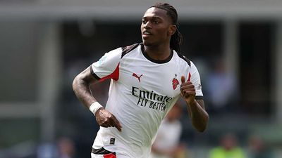 Rafael Leao's Potential Destinations This Summer—Ranked