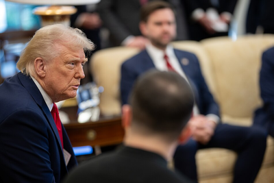 'Something Fell Apart': Vance Joins Trump's Emergency White House Meeting as Witkoff and Kushner Plane Turns Back Mid-Air