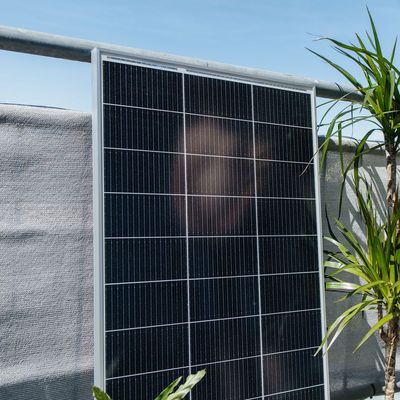 Plug-in solar panels could soon be available — but should you buy a plug-in kit or would a rooftop installation be better? I asked the experts how the two systems differ