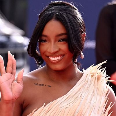 Simone Biles's 2026 Laureus World Sports Awards Dress Takes the Red Carpet Feather Trend to New Heights