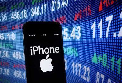 As China iPhone Shipments Jump 20%, Should You Buy Apple Stock?