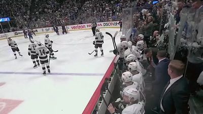 Avalanche Fans Shatter Glass Behind Kings' Bench While Celebrating During 0–0 Game