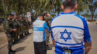 Israelis mark Memorial Day during ongoing conflict