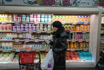 Woman claims she possibly swallowed a fingertip that came from Trader Joe’s juice: lawsuit