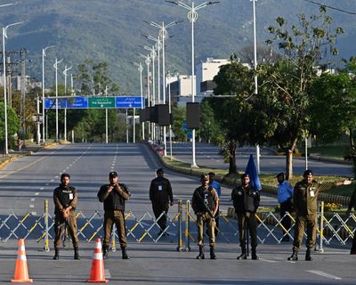 ‘Like living in a cage’: Islamabad stuck in lockdown as city waits on US-Iran talks