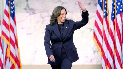 Sen. Cory Booker Points at Voters for Harris’ 2024 Presidential Campaign Loss