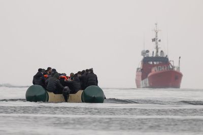 UK to pay France extra cash to stop small boat crossings – but only if it works