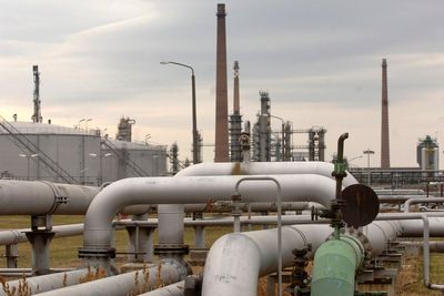 Russian oil to Slovakia resumes flowing through pipeline that crosses Ukraine