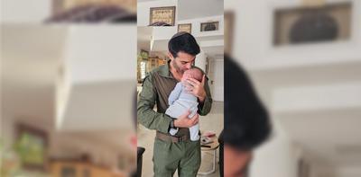 IOF Soldier Image Under Fire as 'Stolen Palestinian Home' Claim Spreads Online