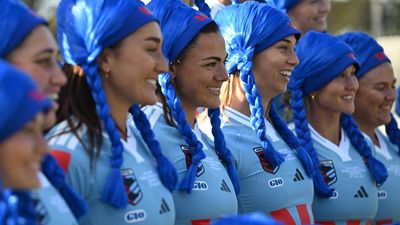 Blues baptism of fire as Elliott returns from pregnancy