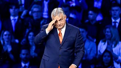 EU approves €90 billion loan for Ukraine after Hungary lifts controversial veto