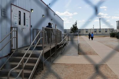 Federal judge orders release of family of man charged in Colorado firebomb attack