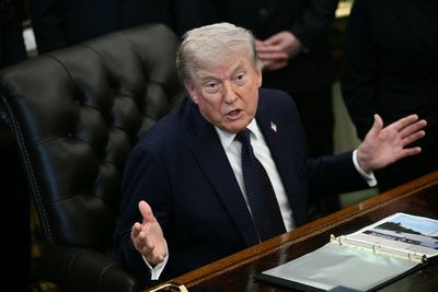 Trump’s cabinet members face new travel ban from chief of staff