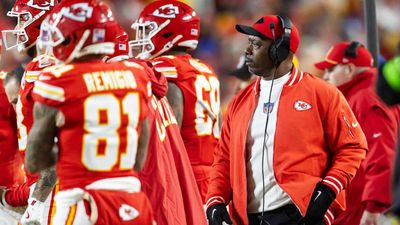 Chiefs DBs Coach Dave Merritt Arrested for Domestic Battery