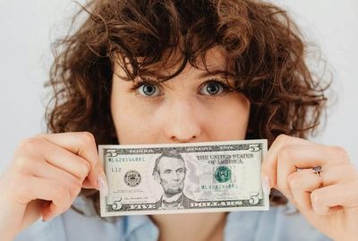 7 Money Traps That Hit Single Women Harder Than Married Couples
