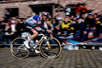 'It’s a belief without an end, Remco forever' – Evenepoel signs lifetime deal with Specialized