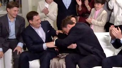 Why Fernando Mendoza’s Dad Stayed Sitting—As He Always Does—After Raiders Drafted Son No. 1