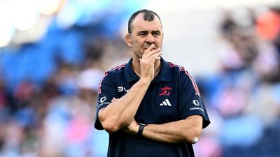 Roosters address Cheika future amid Dragons links