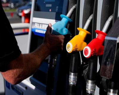 Feeling gloomy about the economy? The ‘vibecession’ has arrived in Australia – but experts are less worried