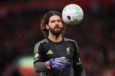 Arne Slot issues Alisson update amid injury return and transfer links