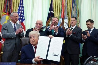 Trump psychedelics order largely symbolic, analysts say