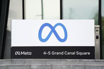 Risk of ‘significant upheaval’ in jobs market, Irish premier warns