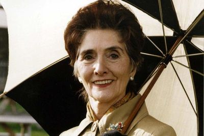 Dot Cotton actress asked for help to get assisted death, Michael Cashman says