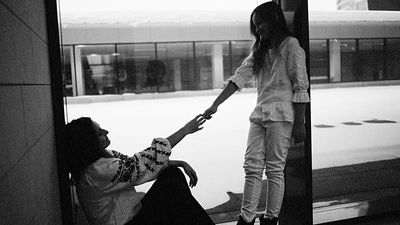 War stories of displaced Ukrainian Refugees feature in Lithuanian exhibition in Baku