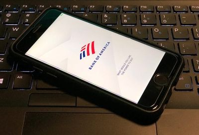 The 2026 Bank App Update Blocking Older Phones — Why Thousands Can’t Log In