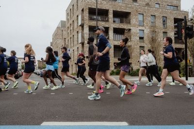 Young athletes swapping gadgets for ‘digital detox’ as marathon fever floods London