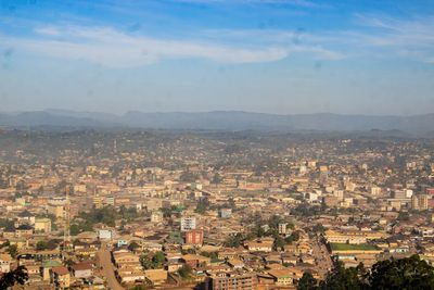 US Army major in Virginia is charged with plotting to assist separatist fighters in Cameroon