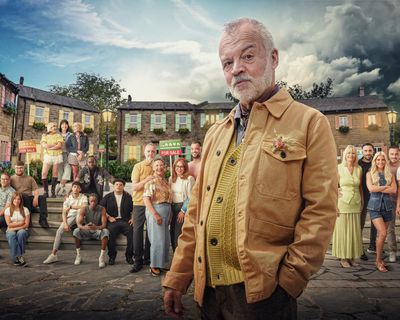 The Neighbourhood review – Graham Norton is the only good thing about this tired reality show