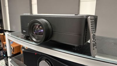 Optoma UHZ78LV