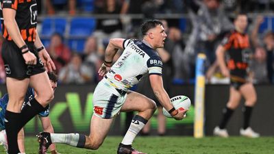 Drinkwater signs with Dragons, new Ponga deal
