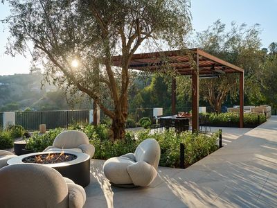 5 Outdated Garden Trends Experts Urge You to Avoid in 2026 If You Want Your Outdoor Space to Feel Timeless and Inviting
