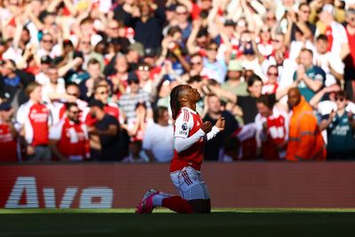 Arsenal vs Newcastle LIVE: Eberechi Eze stunner breaks deadlock as Gunners bid to retake Premier League top spot