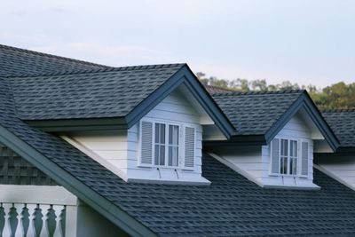 The 10-Year Roof Rule: Why Insurers Are Denying Claims on Homes Built Before 2016