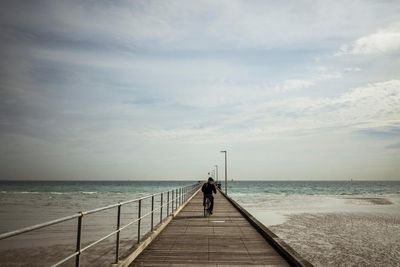 Postcard-picture reputation v reality: can the Liberals fight off One Nation and a strong independent on the Mornington Peninsula?