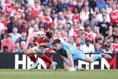Arsenal: Why Nick Pope avoided a red card as Premier League issue statement amid Mikel Arteta fury