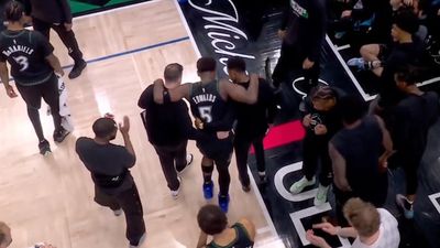 Anthony Edwards, Donte DiVincenzo Leave Game 4 With Apparent Injuries