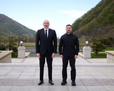 Ukraine war briefing: Zelenskyy signs agreement with Azerbaijan as death toll from Russian attacks rises to 10